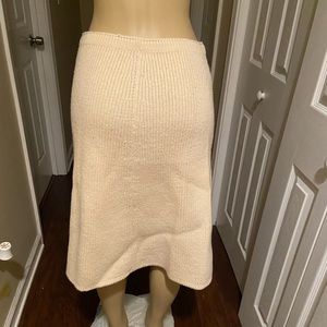 100% Wool Elegant Cream Midi Skirt